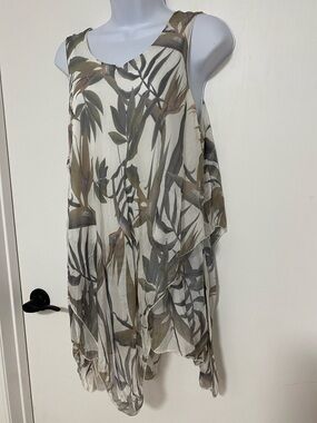 Bella Amore silk sleevless tunic